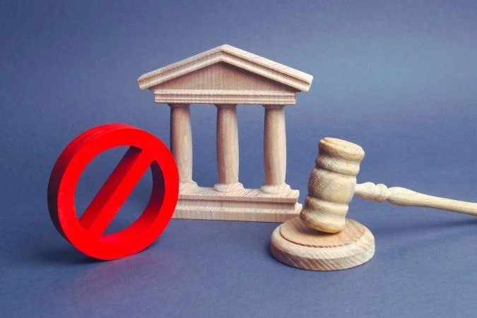 Supreme Court Ruling on Mexican Vaping Laws.webp